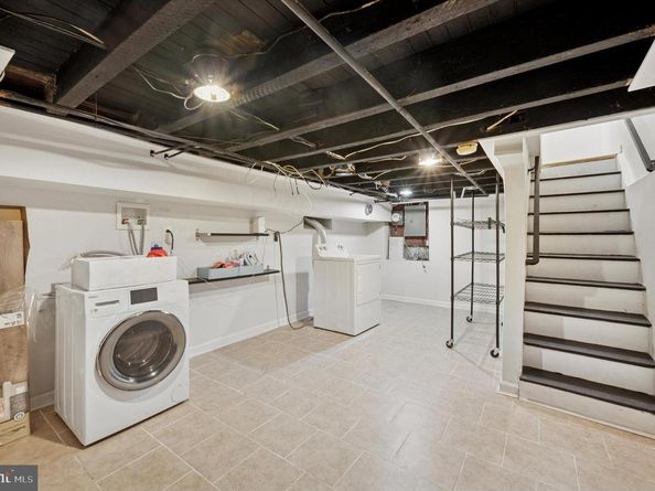 457 N Edgewood Street, Philadelphia PA 19151