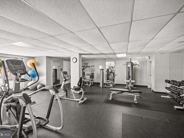 6301 Edsall Road 301, Alexandria VA 22312