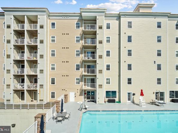 6301 Edsall Road 301, Alexandria VA 22312