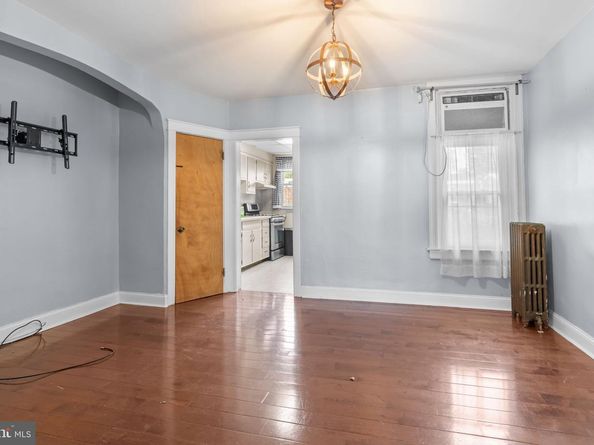 7033 Charles Street, Philadelphia PA 19135