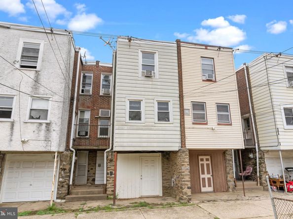 7033 Charles Street, Philadelphia PA 19135