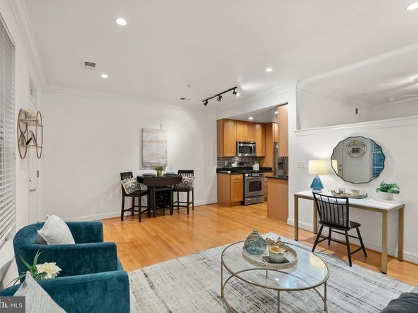 1023 N Royal Street 109, Alexandria VA 22314