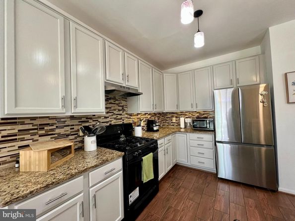 47379 Darkhollow Falls Terrace, Sterling VA 20165