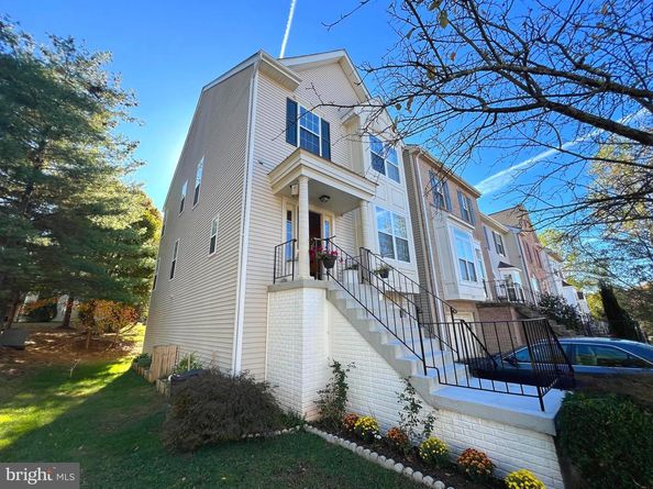 47379 Darkhollow Falls Terrace, Sterling VA 20165