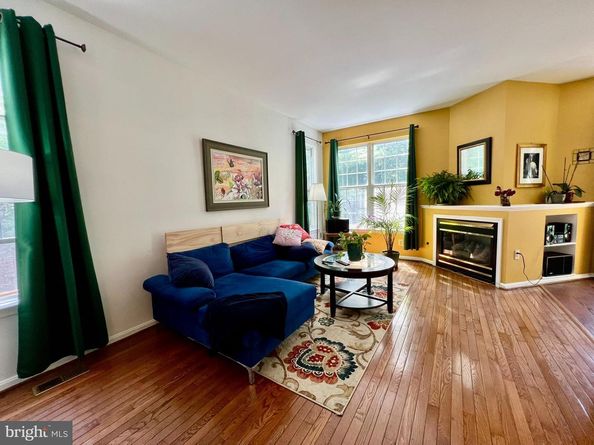 47379 Darkhollow Falls Terrace, Sterling VA 20165