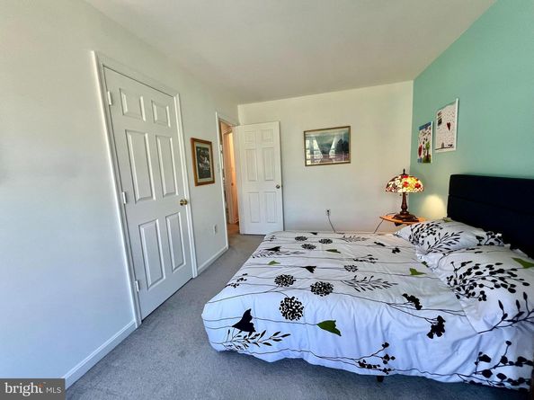 47379 Darkhollow Falls Terrace, Sterling VA 20165