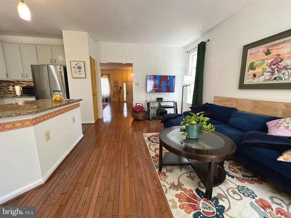 47379 Darkhollow Falls Terrace, Sterling VA 20165
