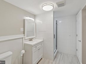 1019 Snyder Avenue, Philadelphia PA 19148