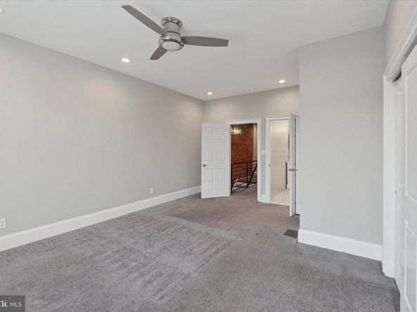 1019 Snyder Avenue, Philadelphia PA 19148