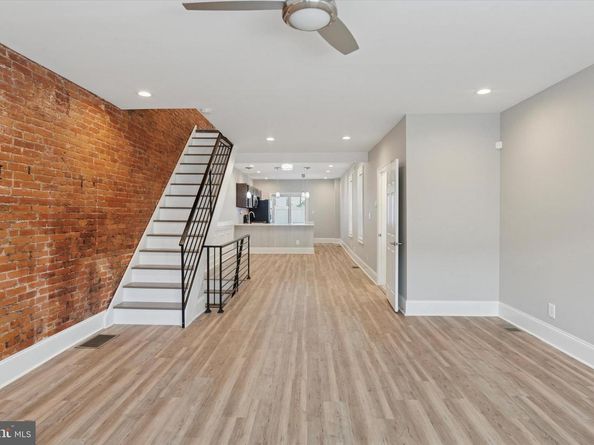 1019 Snyder Avenue, Philadelphia PA 19148