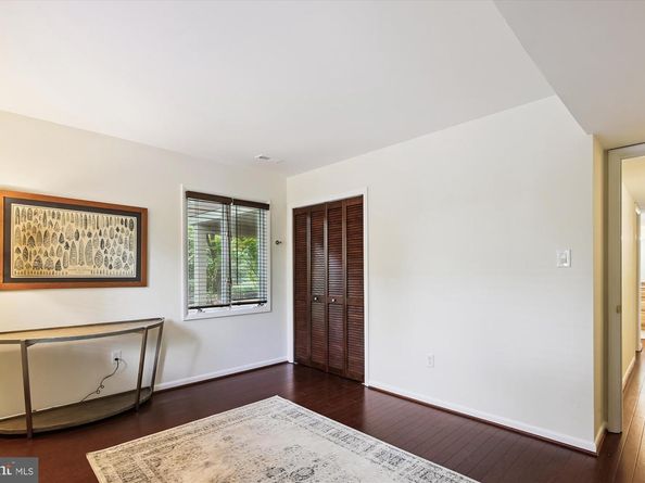11221 S Shore Road, Reston VA 20190