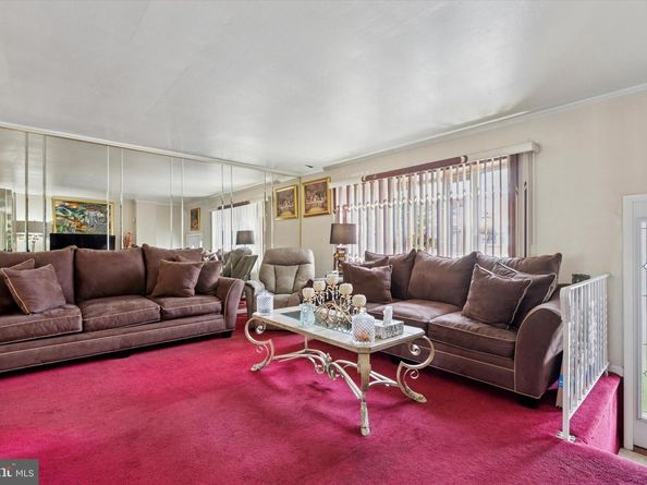 12516 Medford Place, Philadelphia PA 19154