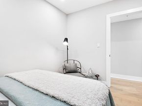 1013 17TH Place NE 7, Washington DC 20002