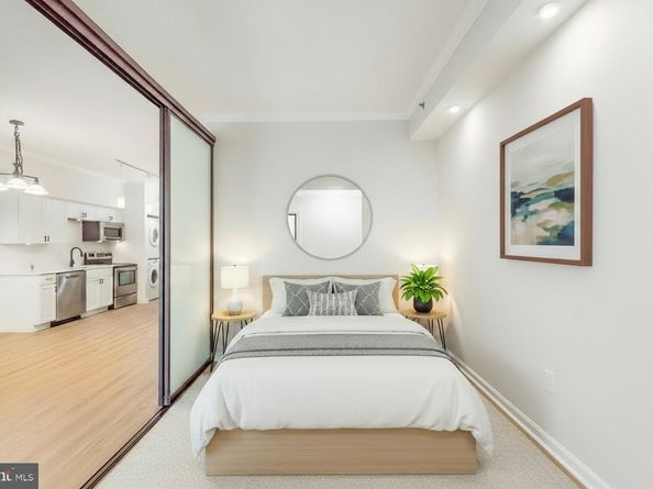 1211 S Eads Street 307, Arlington VA 22202