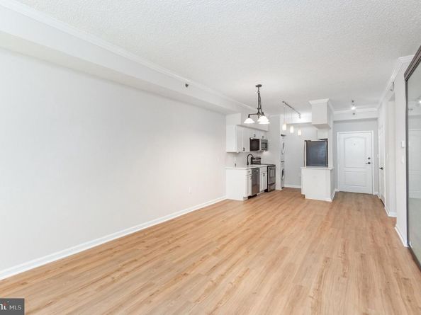 1211 S Eads Street 307, Arlington VA 22202