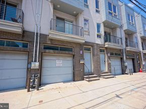 908 N Front Street, Philadelphia PA 19123