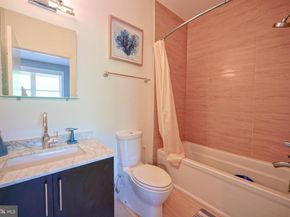 908 N Front Street, Philadelphia PA 19123