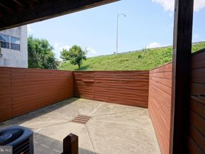 908 N Front Street, Philadelphia PA 19123