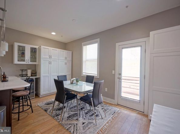 908 N Front Street, Philadelphia PA 19123