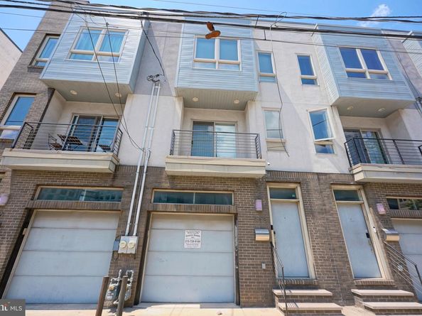 908 N Front Street, Philadelphia PA 19123