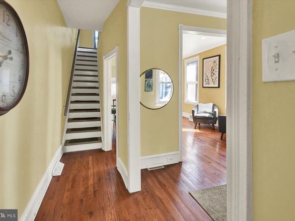 1044 Jackson Avenue, Sharon Hill PA 19079