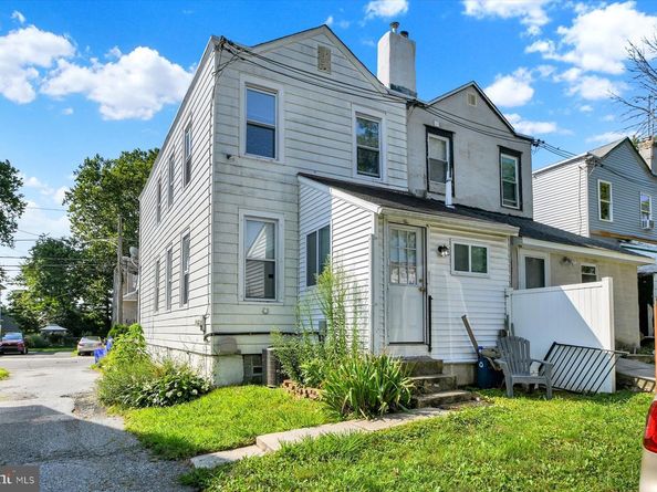 1044 Jackson Avenue, Sharon Hill PA 19079