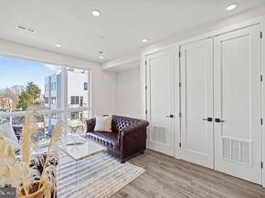 824 18TH Street NE 10, Washington DC 20002