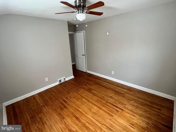217 Foster Avenue, Sharon Hill PA 19079