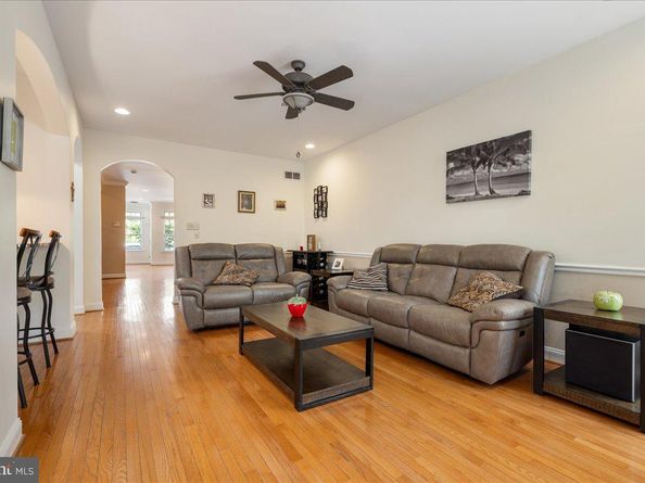 628 Greycliffe, Ambler PA 19002