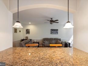 628 Greycliffe, Ambler PA 19002
