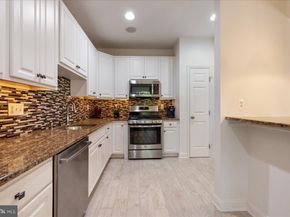 628 Greycliffe, Ambler PA 19002