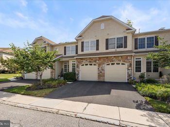 628 Greycliffe