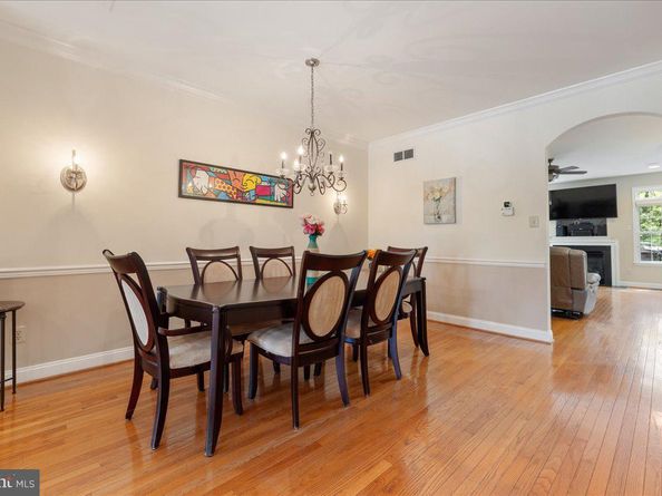 628 Greycliffe, Ambler PA 19002