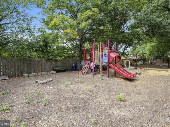 955 26TH Street NW 803, Washington DC 20037