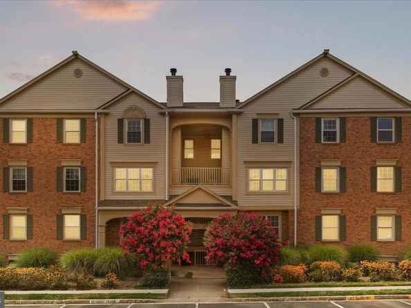 2812 Emma Lee Street 303, Falls Church VA 22042