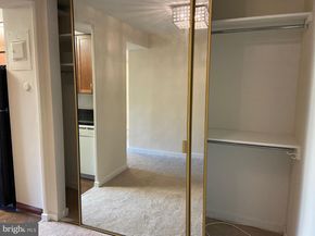 604 S Washington Square 810, Philadelphia PA 19106