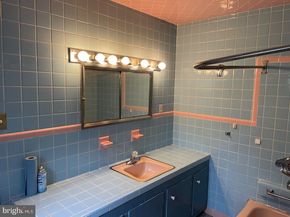1215 Stratford Avenue, Elkins Park PA 19027