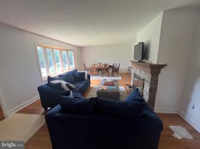 1215 Stratford Avenue, Elkins Park PA 19027
