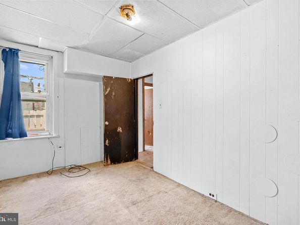 2422 S Iseminger Street, Philadelphia PA 19148