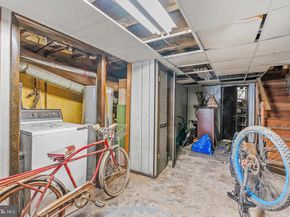 2422 S Iseminger Street, Philadelphia PA 19148