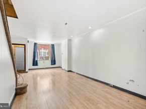 2422 S Iseminger Street, Philadelphia PA 19148