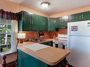 29 Locust Lane, Levittown PA 19054