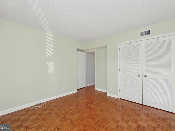 803 N Howard Street 252, Alexandria VA 22304