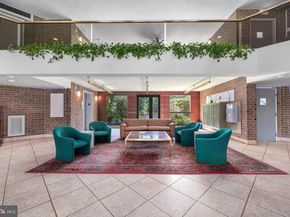 803 N Howard Street 252, Alexandria VA 22304