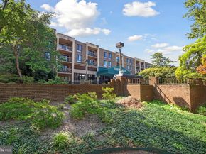 803 N Howard Street 252, Alexandria VA 22304