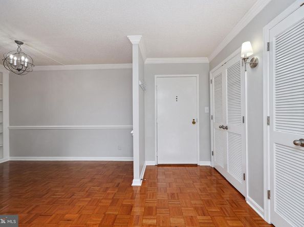 803 N Howard Street 252, Alexandria VA 22304