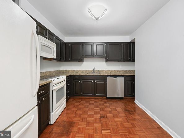 803 N Howard Street 252, Alexandria VA 22304