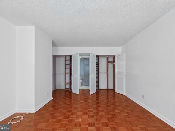 803 N Howard Street 252, Alexandria VA 22304