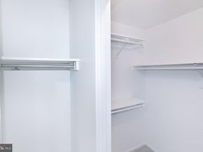 307 Yoakum Parkway 1024, Alexandria VA 22304