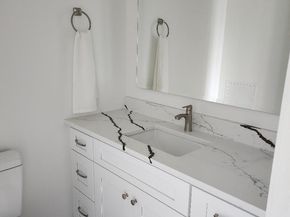 307 Yoakum Parkway 1024, Alexandria VA 22304